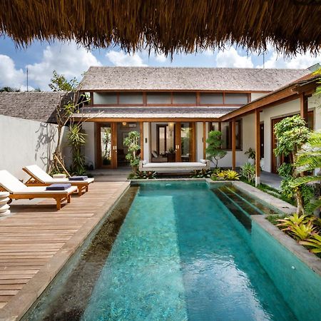 Bumbak Park Villas By Nakula ชังกู ภายนอก รูปภาพ